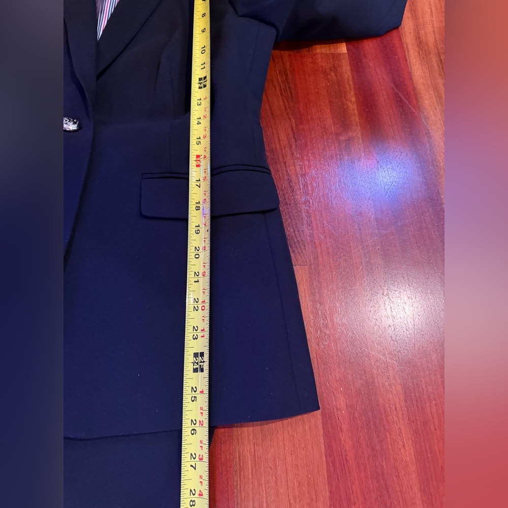 NWT Tommy Hilfiger Women’s Black Suit, 6/8 - Picture 6 of 15